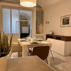https://house-trend22.it-tuscanyhotel.com