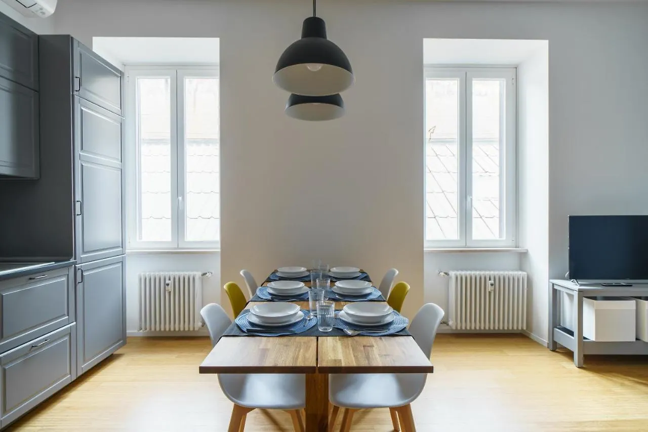 Dreamynest Quattro Cantoni - 2 Bdr Vicino Il Colosseo Rome Apartment